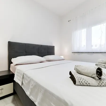 Villa Villa Sunrise - 3 Bedroom & Pool