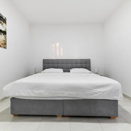Villa Villa Sunrise - 3 Bedroom & Pool